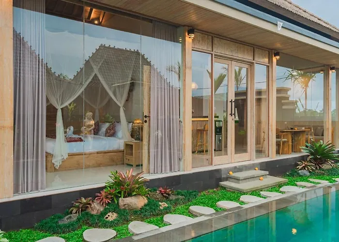 Garis Laksmi Villa *